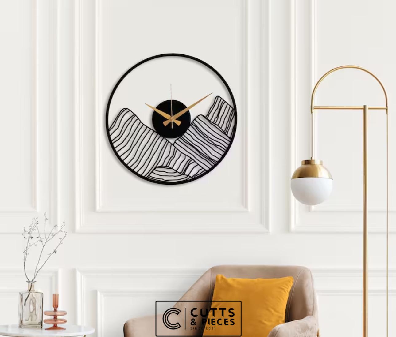 Round Clock M